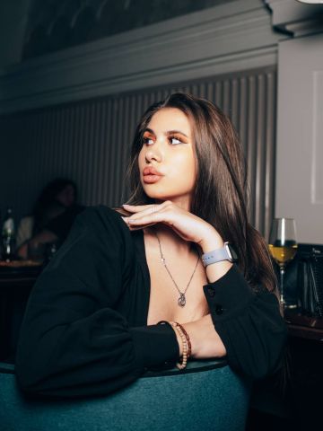 Полина